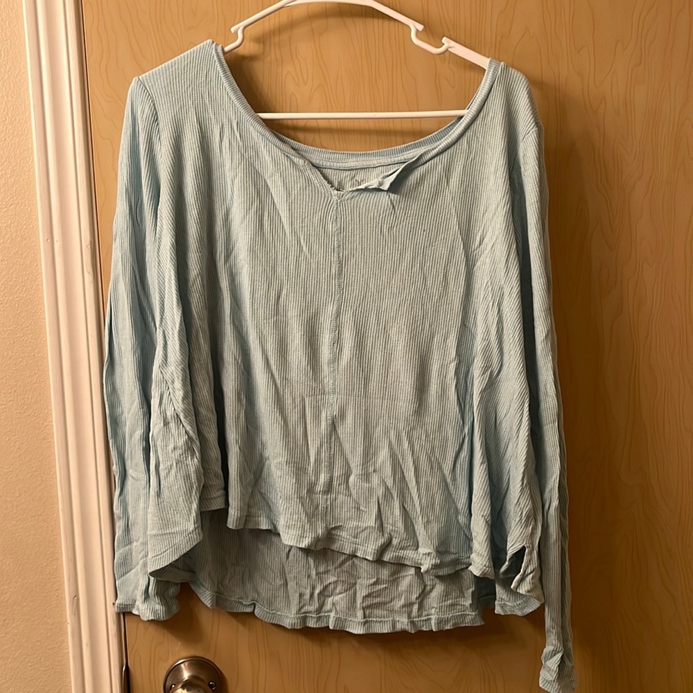 Large, American Eagle light blue waffle long sleeve
